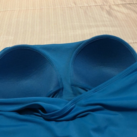 NWOT TIME AND TRU Women One Piece Swimsuit. - Picture 6 of 7